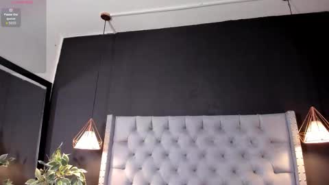 Snapshot of angeline_blake chatting on October 21, 7:58 pm Angeline online show from October 21, 7:58 pm