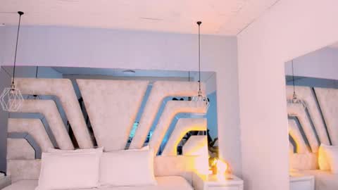 Angeline Heet online show from October 7, 2:42 am