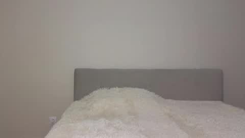 Angel online show from May 4, 3:35 am