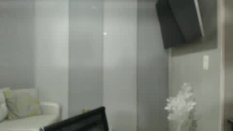 angelinna_12 online show from November 15, 8:11 am