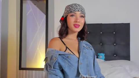 Angelique Murphy online show from September 11, 8:36 am