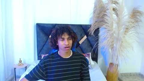 Angel online show from February 9, 8:35 pm