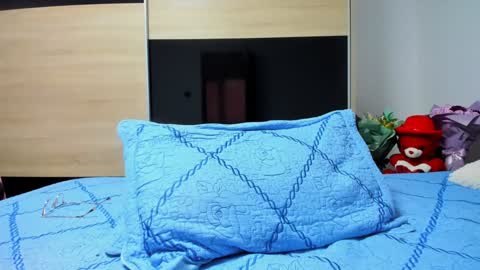 Snapshot of angell6969 chatting on March 21, 8:19 am KrystyYo online show from March 21, 8:19 am