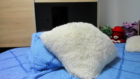 Snapshot of angell6969 chatting on March 27, 8:26 am KrystyYo online show from March 27, 8:26 am