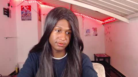 Danielle online show from January 3, 8:00 am