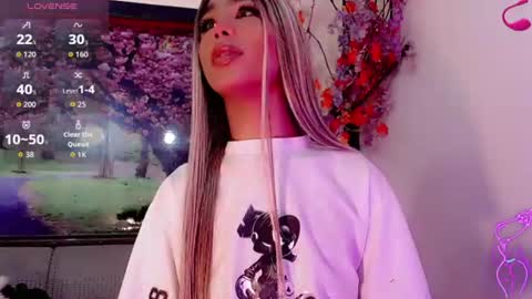 Snapshot of angell_ofc chatting on June 11, 7:56 pm angel online show from June 11, 7:56 pm