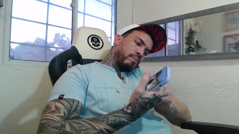 angellatino0 online show from December 4, 10:08 pm