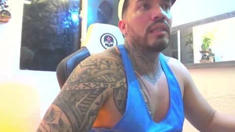 angellatino0 online show from January 8, 6:52 am