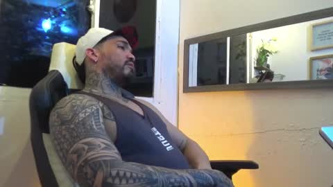 angellatino0 online show from January 11, 6:56 am