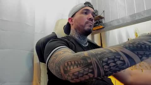 angellatino0 online show from September 14, 2:44 am