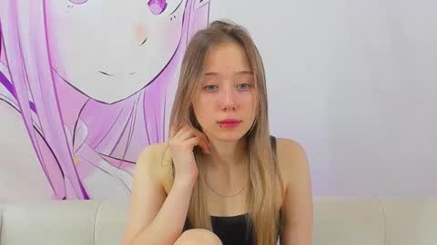 Snapshot of angellery chatting on September 24, 1:42 am angellery online show from September 24, 1:42 am