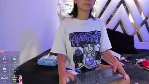 angelly_rouse online show from June 12, 8:08 pm