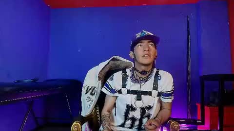 angelmarcell online show from July 28, 3:57 am