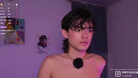 Snapshot of angelocute_ chatting on July 1, 2:02 am Angelo I work from home this is my room online show from July 1, 2:02 am