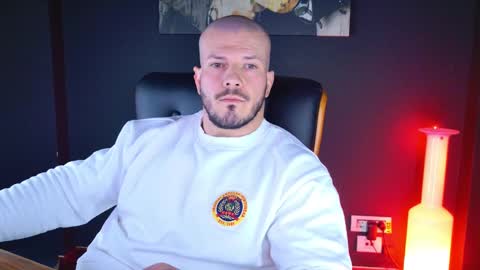 BlackWolf online show from December 4, 8:23 am