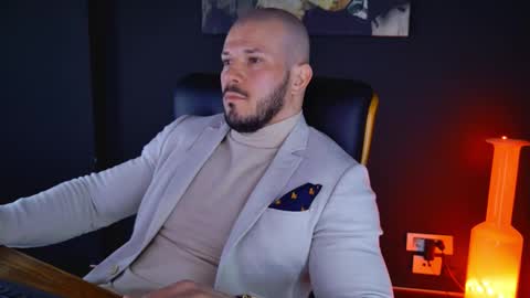 BlackWolf online show from February 5, 8:00 am