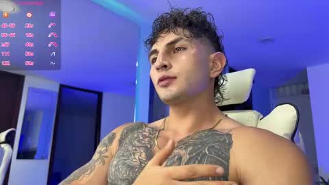 Angelo Ferro online show from February 22, 1:33 am