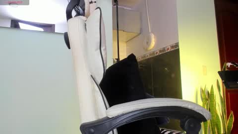 Angelo Ferro online show from March 24, 2:27 am