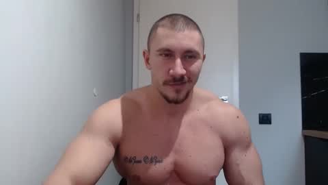  ------- SEX SHOW WITH GUYS AND GIRLS  MUSCLE SHOW online show from December 4, 9:07 am