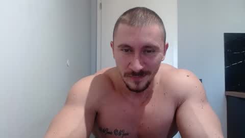  ------- SEX SHOW WITH GUYS AND GIRLS  MUSCLE SHOW online show from December 5, 12:44 pm