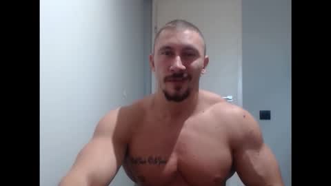  ------- SEX SHOW WITH GUYS AND GIRLS  MUSCLE SHOW online show from October 14, 1:23 pm