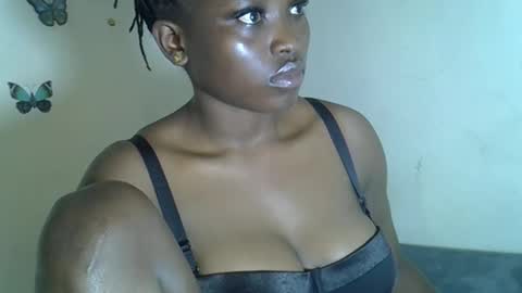 Snapshot of angelofsweetness chatting on December 15, 8:07 am angelofsweetness online show from December 15, 8:07 am