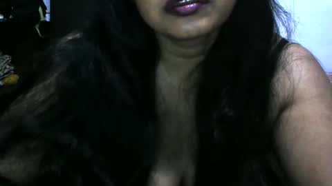angelpriya555 online show from December 3, 6:17 pm