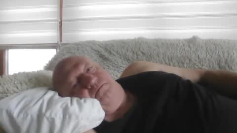 angelps1960 online show from March 27, 7:36 am