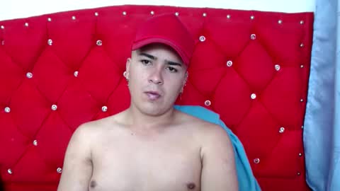 angels_0001 online show from December 9, 6:23 am