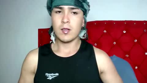 angels_0001 online show from December 13, 9:20 pm