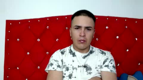 angels_0001 online show from January 18, 6:45 am