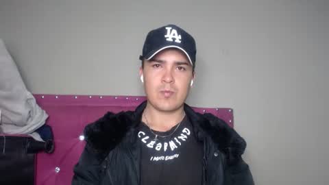 angels_0001 online show from July 27, 6:20 am