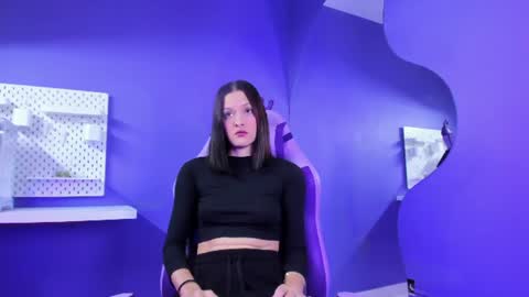 angels_7 online show from June 27, 4:17 am