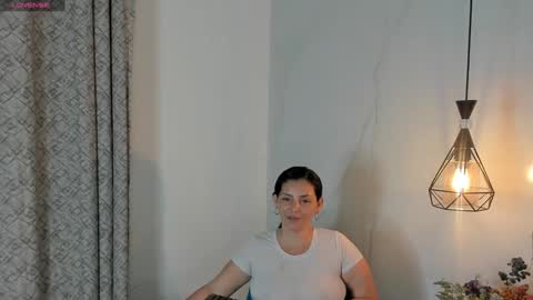 ANGIE online show from December 28, 5:14 pm