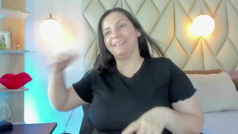 Snapshot of angelswets chatting on April 11, 2:21 pm ANGIE online show from April 11, 2:21 pm