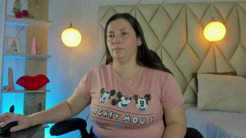 Snapshot of angelswets chatting on April 20, 1:58 pm ANGIE online show from April 20, 1:58 pm