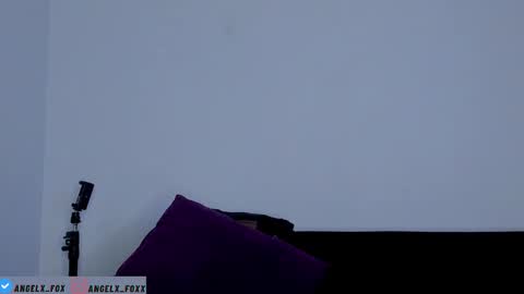 Snapshot of angelx_fox chatting on November 18, 3:34 am Angel Fox online show from November 18, 3:34 am