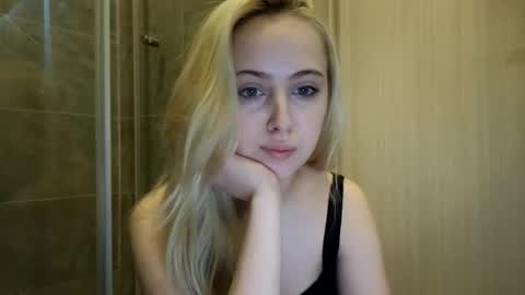  Im Chloe  i do FLASH BOOBS for new fan club online show from June 8, 8:48 am