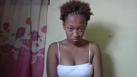Snapshot of angevannessa chatting on September 17, 3:08 am ange online show from September 17, 3:08 am