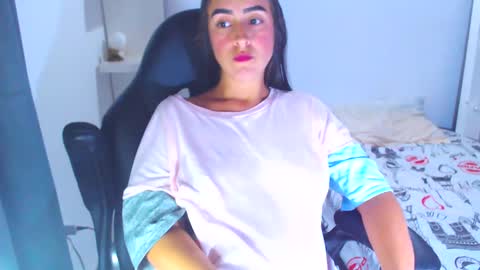 IG angie dreamgirl01 online show from February 2, 8:51 pm
