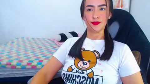 IG angie dreamgirl01 online show from July 28, 10:42 pm