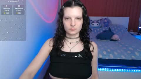 angie_faee online show from February 10, 6:01 pm