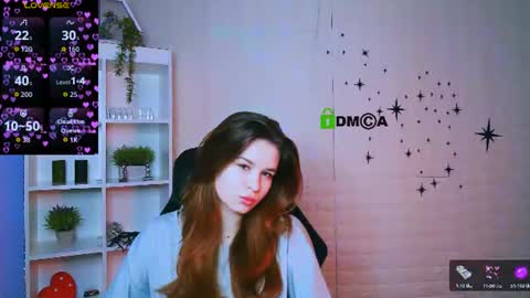 Snapshot of angie_foxy chatting on June 9, 7:25 pm Angle online show from June 9, 7:25 pm