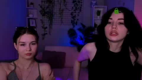 Angle online show from June 28, 7:20 pm
