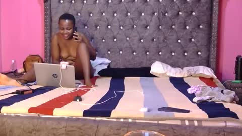 Snapshot of angie_kn chatting on March 15, 7:03 am Angie online show from March 15, 7:03 am