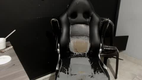 angy online show from February 14, 6:56 am