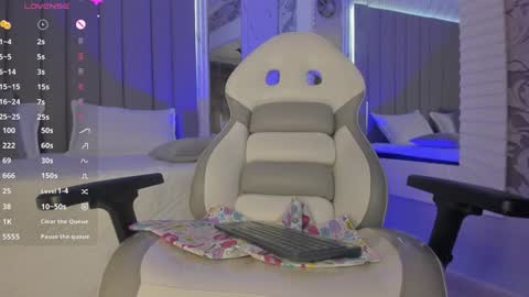 Maria online show from December 18, 4:39 pm