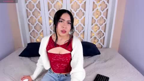 aniie_west online show from December 21, 5:09 pm