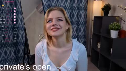 Alice online show from November 9, 2:26 pm