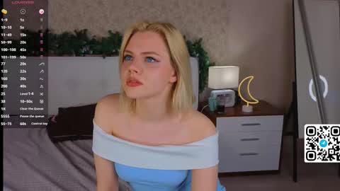 Alice online show from December 13, 7:53 pm